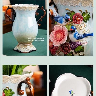 BÌNH CÓ TAY CẦM ĐẮP NỔI CHIM HOA